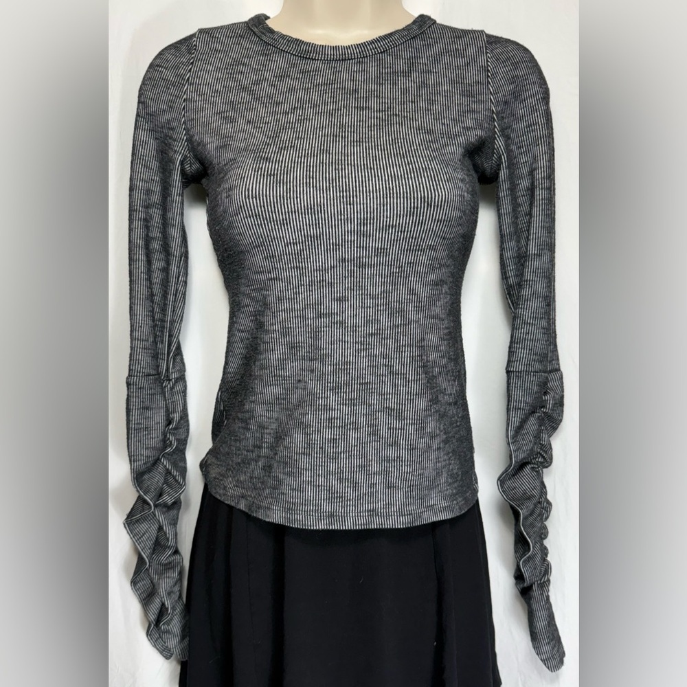 INTIMATELY Ribbed Long Sleeve Top - Picture 2 of 6